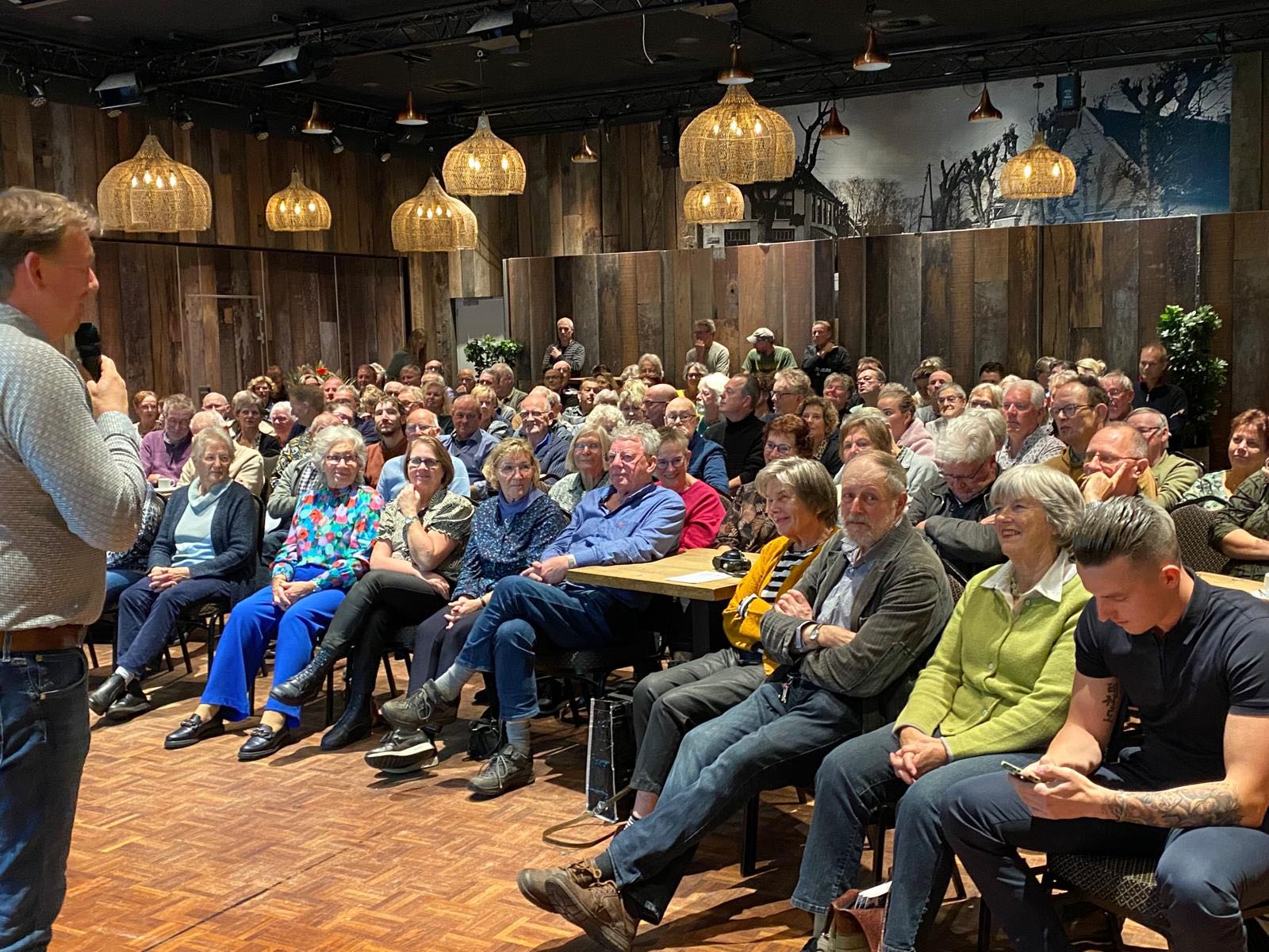 2338fc4e 7058 4578 96ac 80a63be1f288